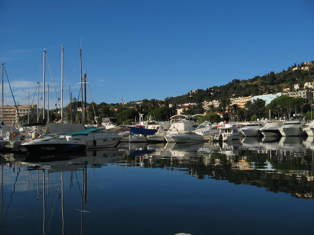 Hôtel Comté de Nice Beaulieu-sur-Mer Instalações foto